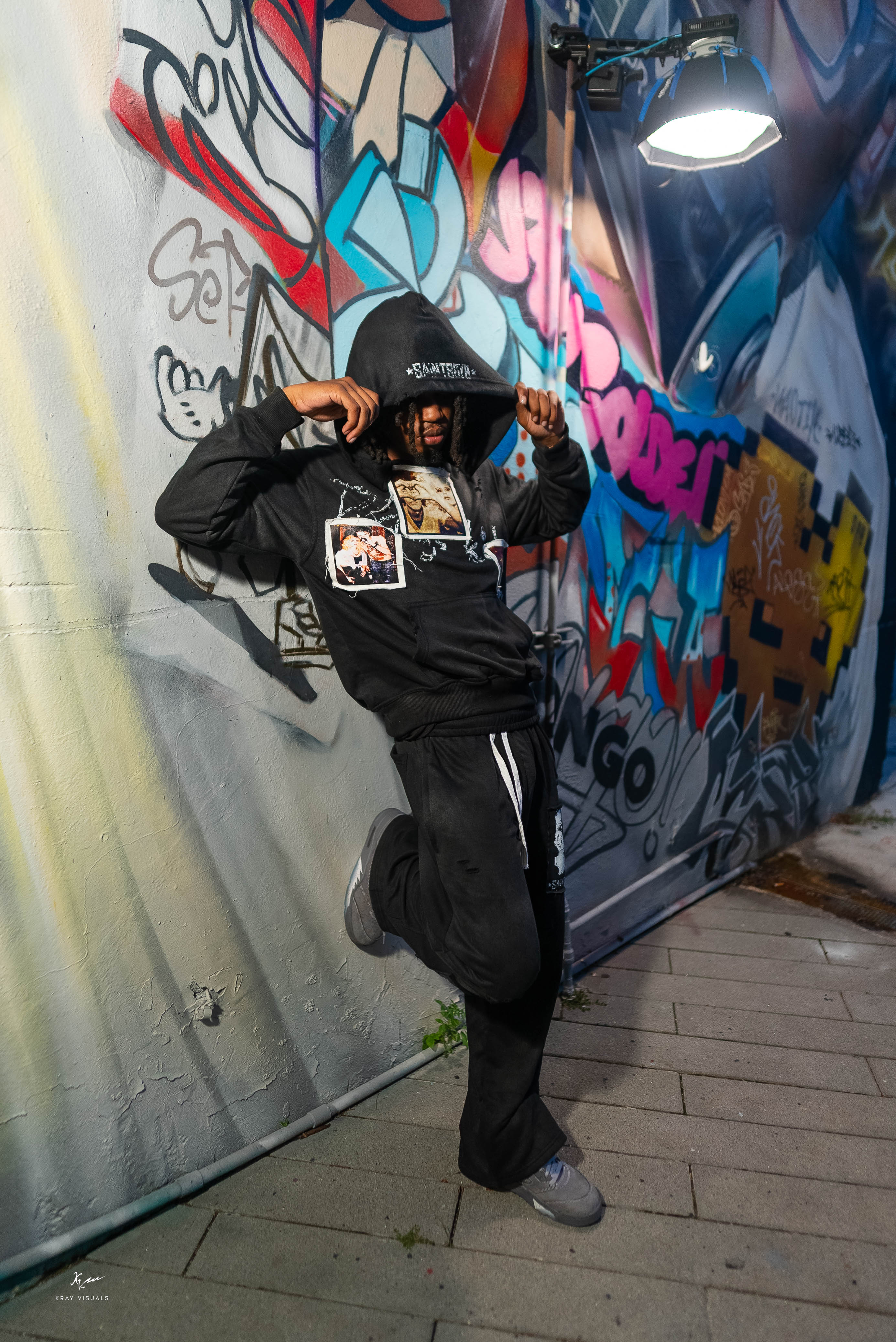 FOREVER BLACK SWEATSUIT